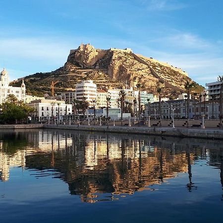 Apartamento En Alicante La Casa Azul Santa Faz المظهر الخارجي الصورة